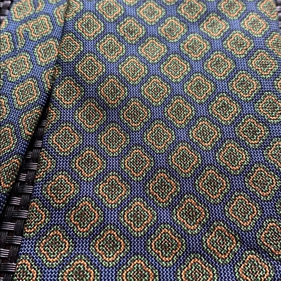 100% RENOWN NEXTEYE silk tie - Picture 2 of 3